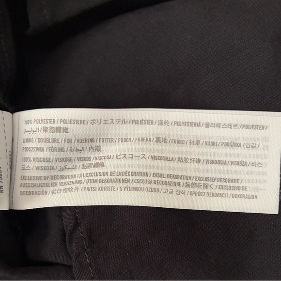 🆕Hollister Black Floral Halter Dress SX🆕 - Picture 11 of 13